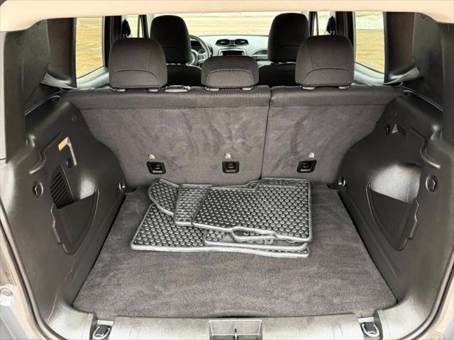 2023 Jeep Renegade Latitude 4x4
