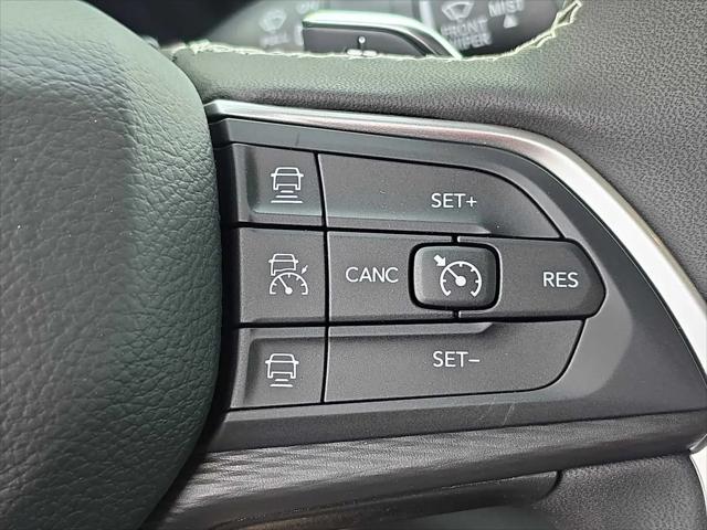 2026 Jeep Grand Cherokee Altitude 4x2