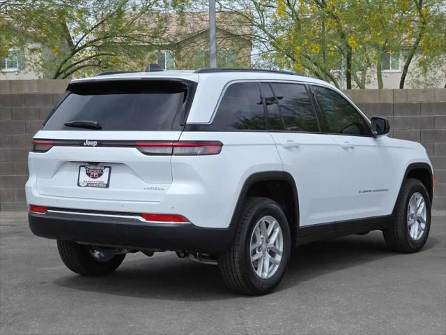 2026 Jeep Grand Cherokee Altitude 4x2