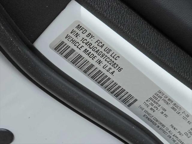 2026 Jeep Grand Cherokee Altitude 4x2