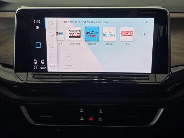 2026 Volkswagen Atlas SE with Technology