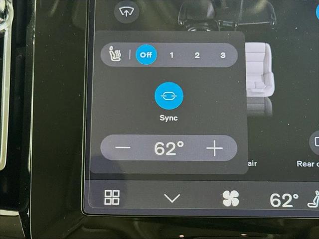 2026 Volvo XC40 Plus, B4 FWD Gas (mild hybrid), Dark