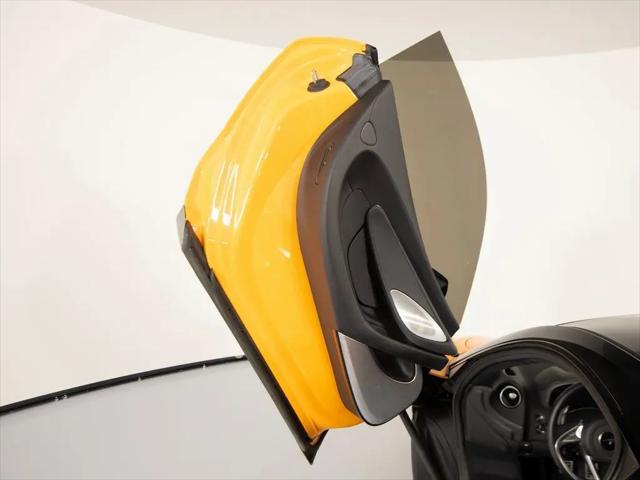 2025 McLaren GT TechLux