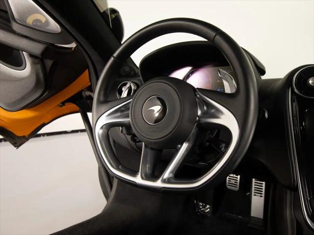 2025 McLaren GT TechLux