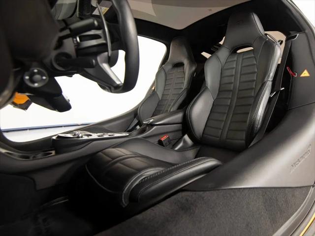 2025 McLaren GT TechLux