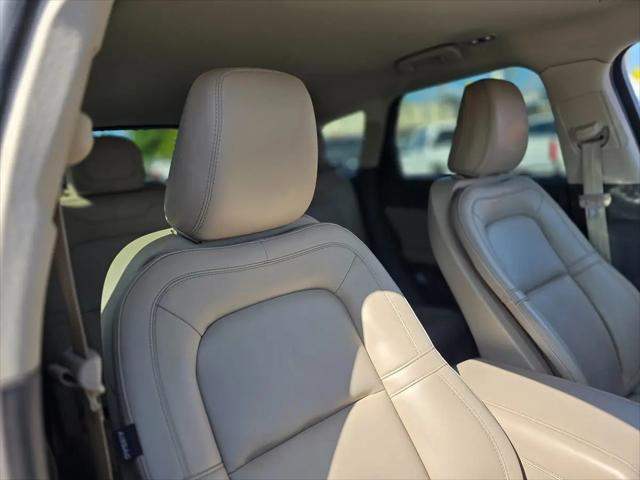 2023 Lincoln Corsair Standard