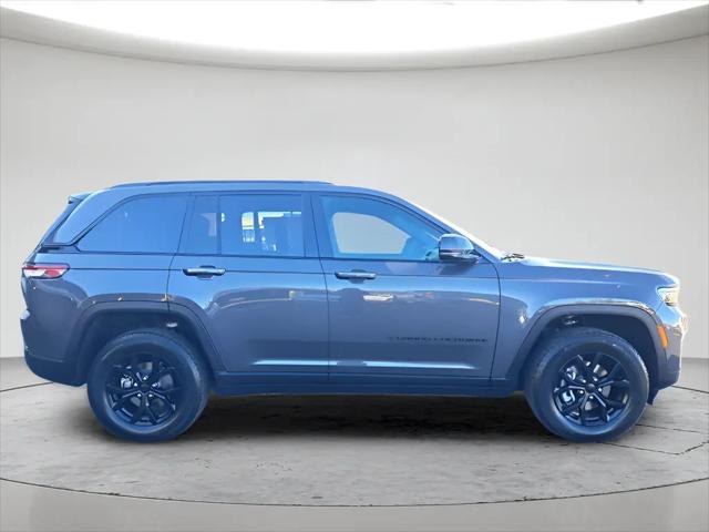 2025 Jeep Grand Cherokee Altitude X 4x4