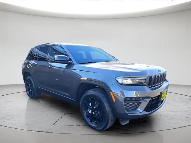 2025 Jeep Grand Cherokee Altitude X 4x4