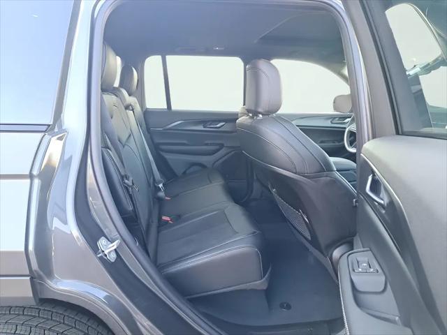 2025 Jeep Grand Cherokee Altitude X 4x4