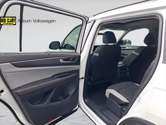 2026 Volkswagen Atlas Peak Edition