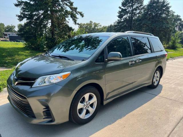 2019 Toyota Sienna LE 8 Passenger