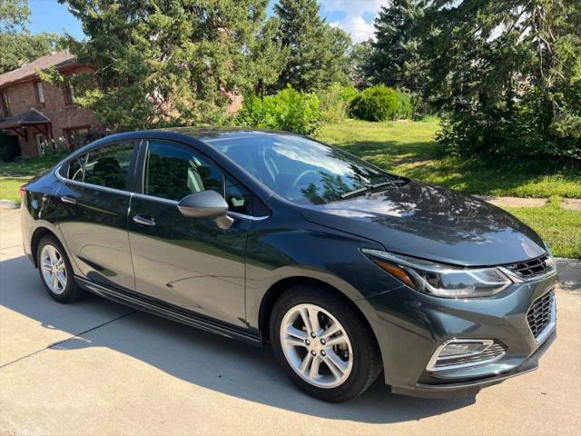 2018 Chevrolet Cruze LT Auto for sale in Bellevue, NE