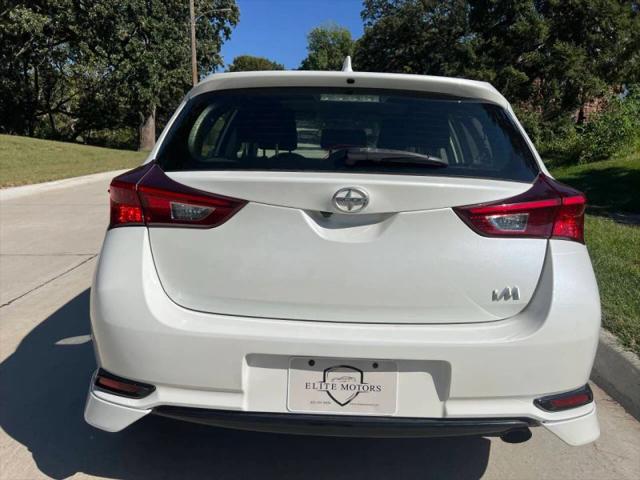 2016 Scion iM Base