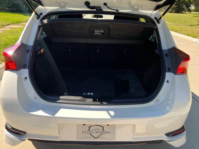 2016 Scion iM Base