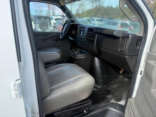2016 GMC Savana 2500 Work Van