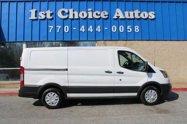 2016 Ford Transit w/60/40 Side Door w/RWB