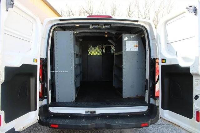 2016 Ford Transit w/60/40 Side Door w/RWB