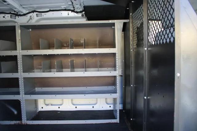 2016 Ford Transit w/60/40 Side Door w/RWB
