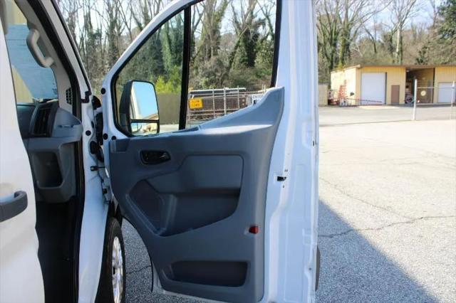 2016 Ford Transit w/60/40 Side Door w/RWB