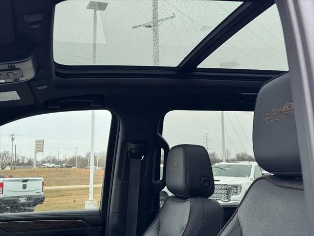 2024 Chevrolet Suburban 4WD High Country