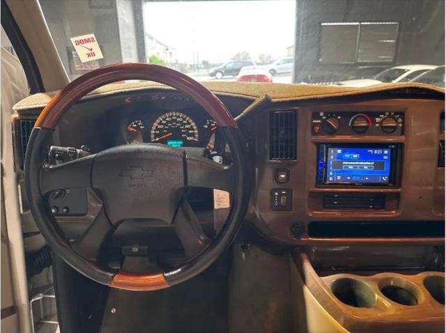 2004 Chevrolet Express Base
