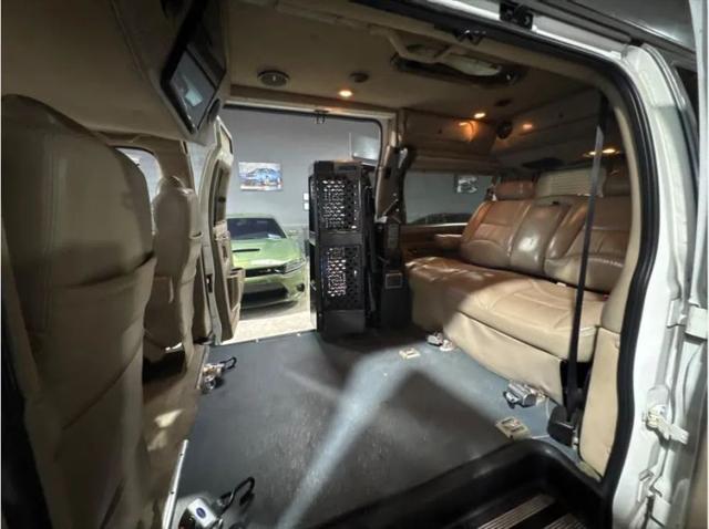 2004 Chevrolet Express Base