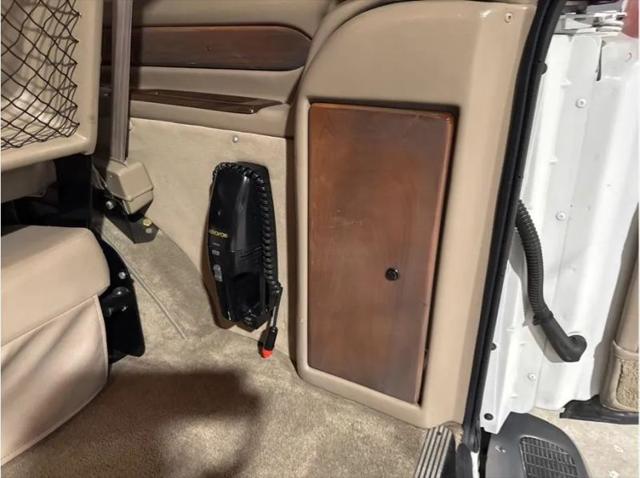 2004 Chevrolet Express Base