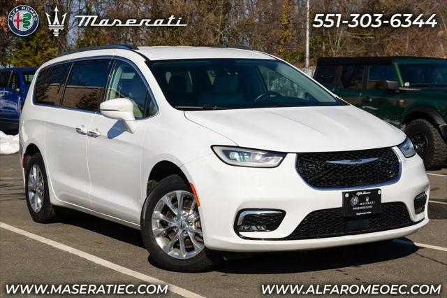 2021 Chrysler Pacifica Touring L AWD for sale in Englewood Cliffs, NJ