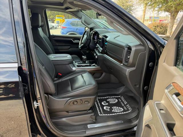 2022 GMC Sierra 1500 4WD Crew Cab Short Box SLT
