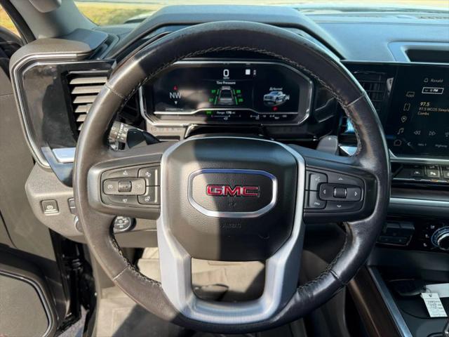 2022 GMC Sierra 1500 4WD Crew Cab Short Box SLT