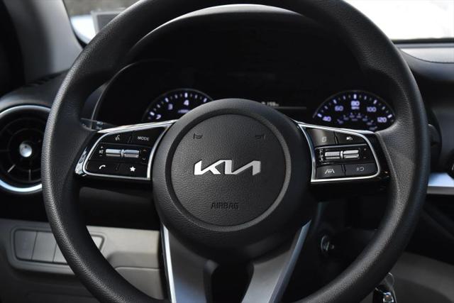 2022 Kia Forte LXS