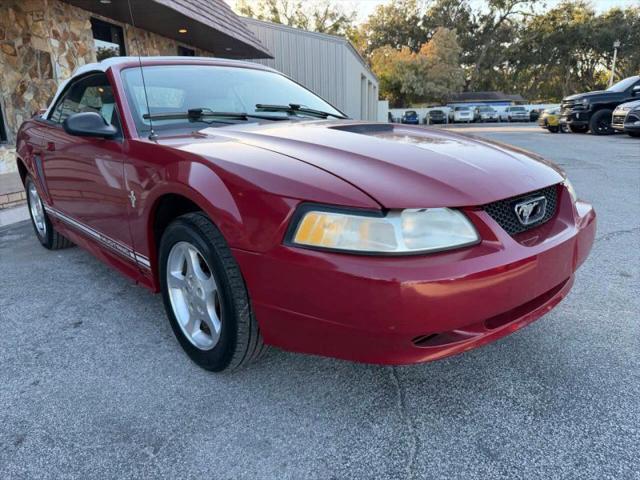 2000 Ford Mustang Base