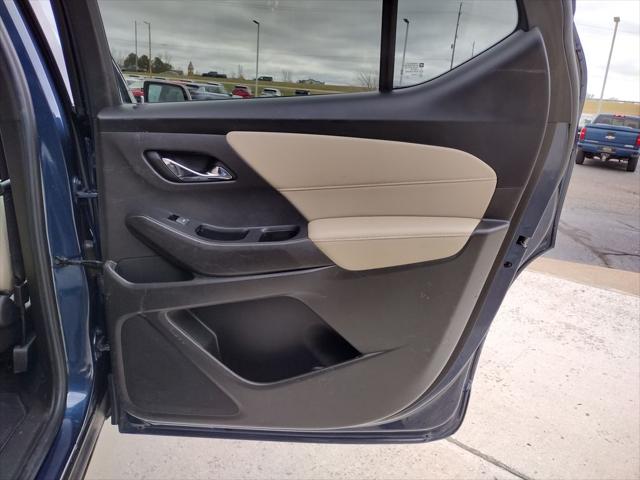 2023 Chevrolet Traverse AWD LS