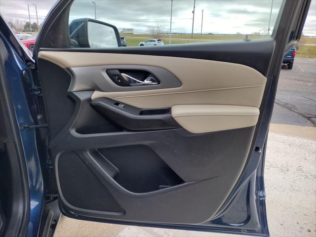 2023 Chevrolet Traverse AWD LS