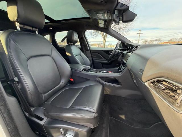2019 Jaguar F-PACE 25t Premium
