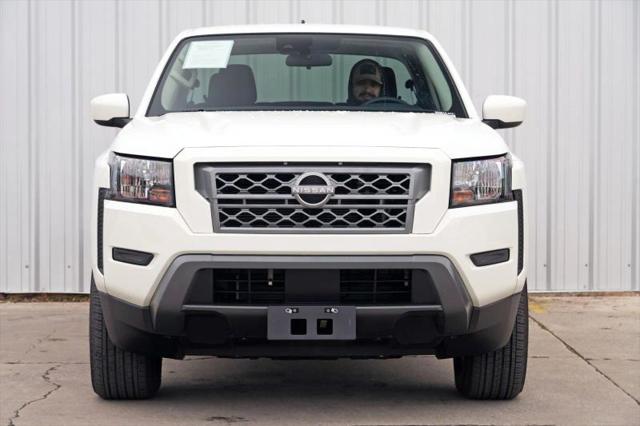 2022 Nissan Frontier Crew Cab SV 4x2