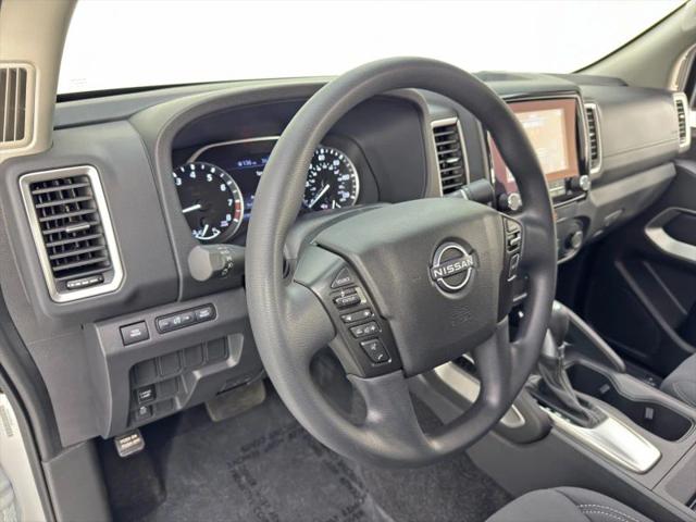 2022 Nissan Frontier Crew Cab SV 4x2