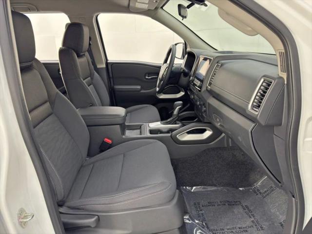 2022 Nissan Frontier Crew Cab SV 4x2