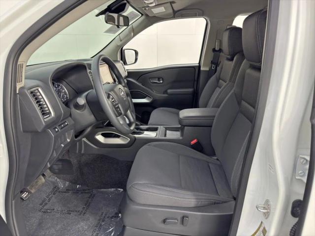 2022 Nissan Frontier Crew Cab SV 4x2