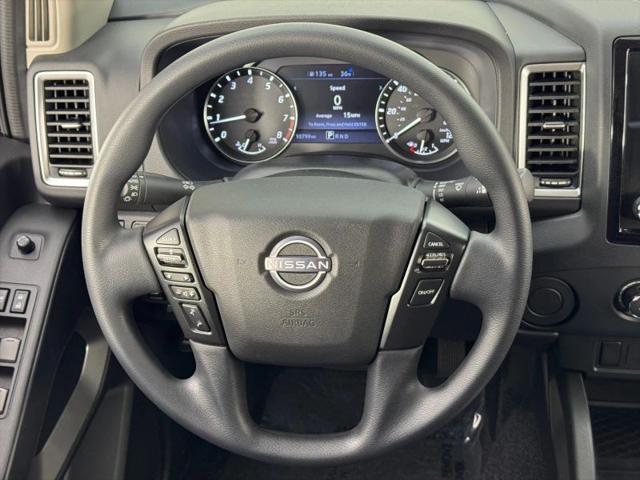 2022 Nissan Frontier Crew Cab SV 4x2