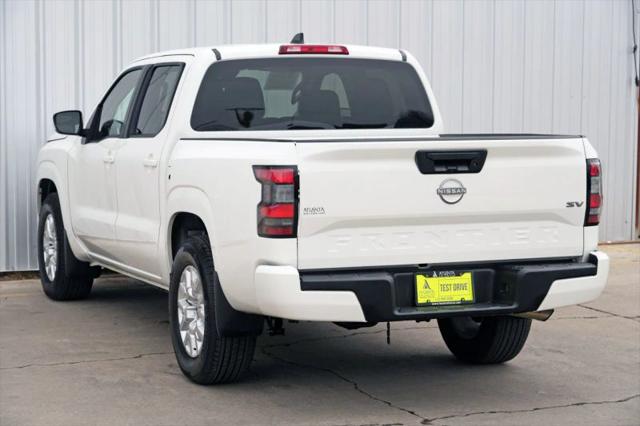 2022 Nissan Frontier Crew Cab SV 4x2