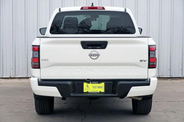 2022 Nissan Frontier Crew Cab SV 4x2