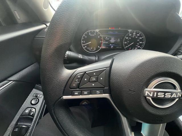 2024 Nissan Sentra SV Xtronic CVT