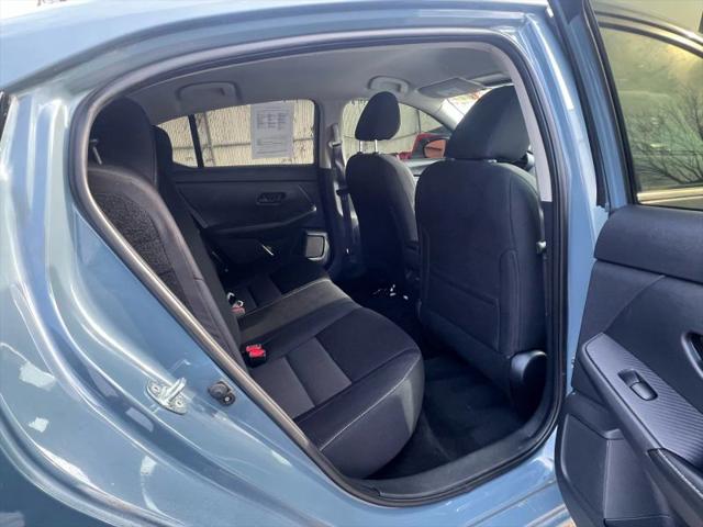 2024 Nissan Sentra SV Xtronic CVT