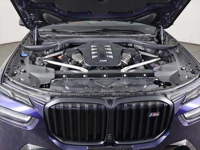 2024 BMW X7 M60i