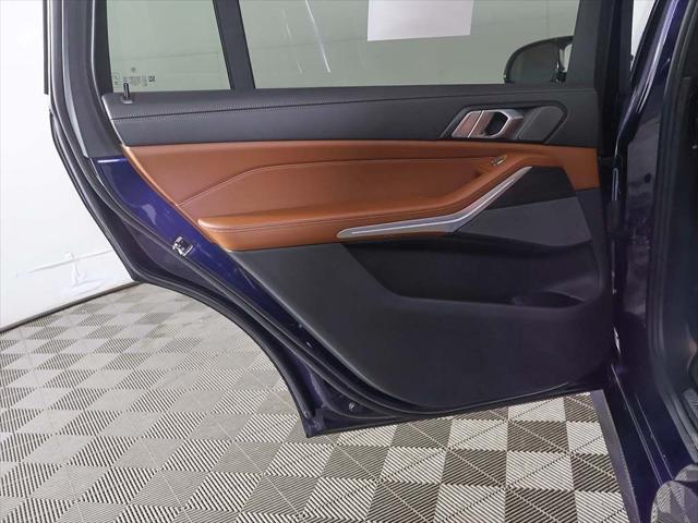 2024 BMW X7 M60i