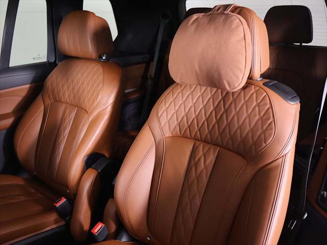 2024 BMW X7 M60i