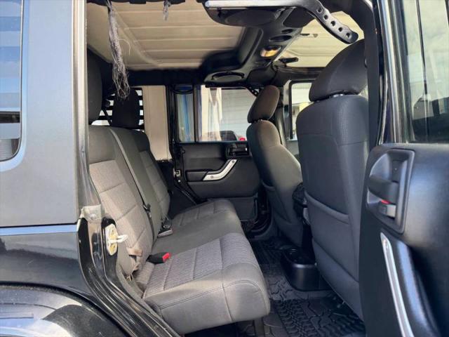 2012 Jeep Wrangler Unlimited Unlimited Sahara
