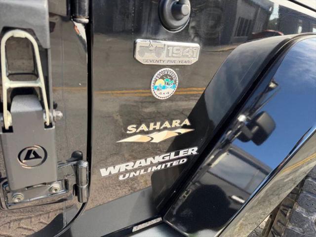 2012 Jeep Wrangler Unlimited Unlimited Sahara