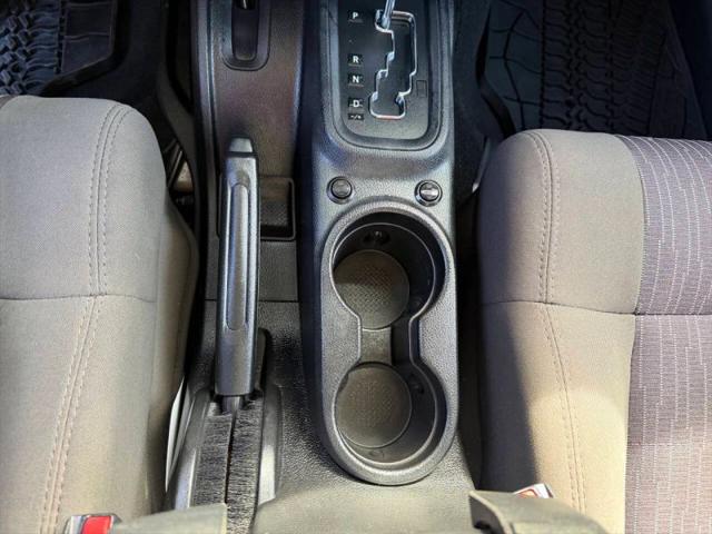 2012 Jeep Wrangler Unlimited Unlimited Sahara